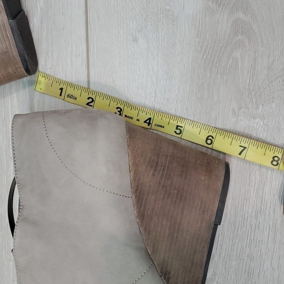 Cole Haan Womens Ankle Leather Wedge Heels Lace Up Boots shoes sz 11B - Picture 9 of 11